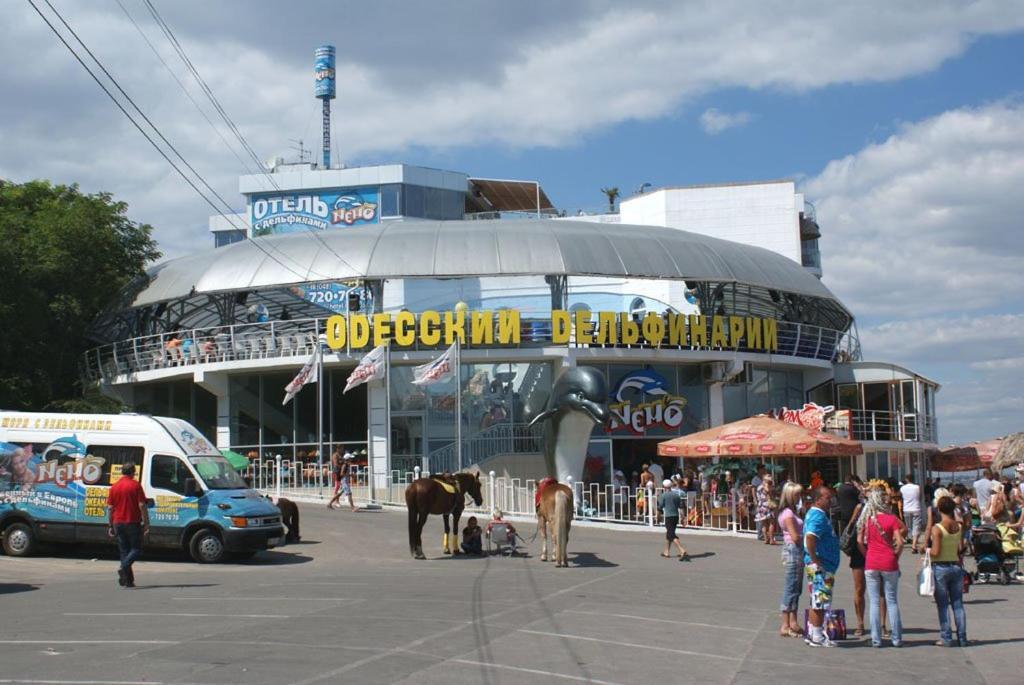Красивая Квартира В Центре Одессы Odessa Luaran gambar